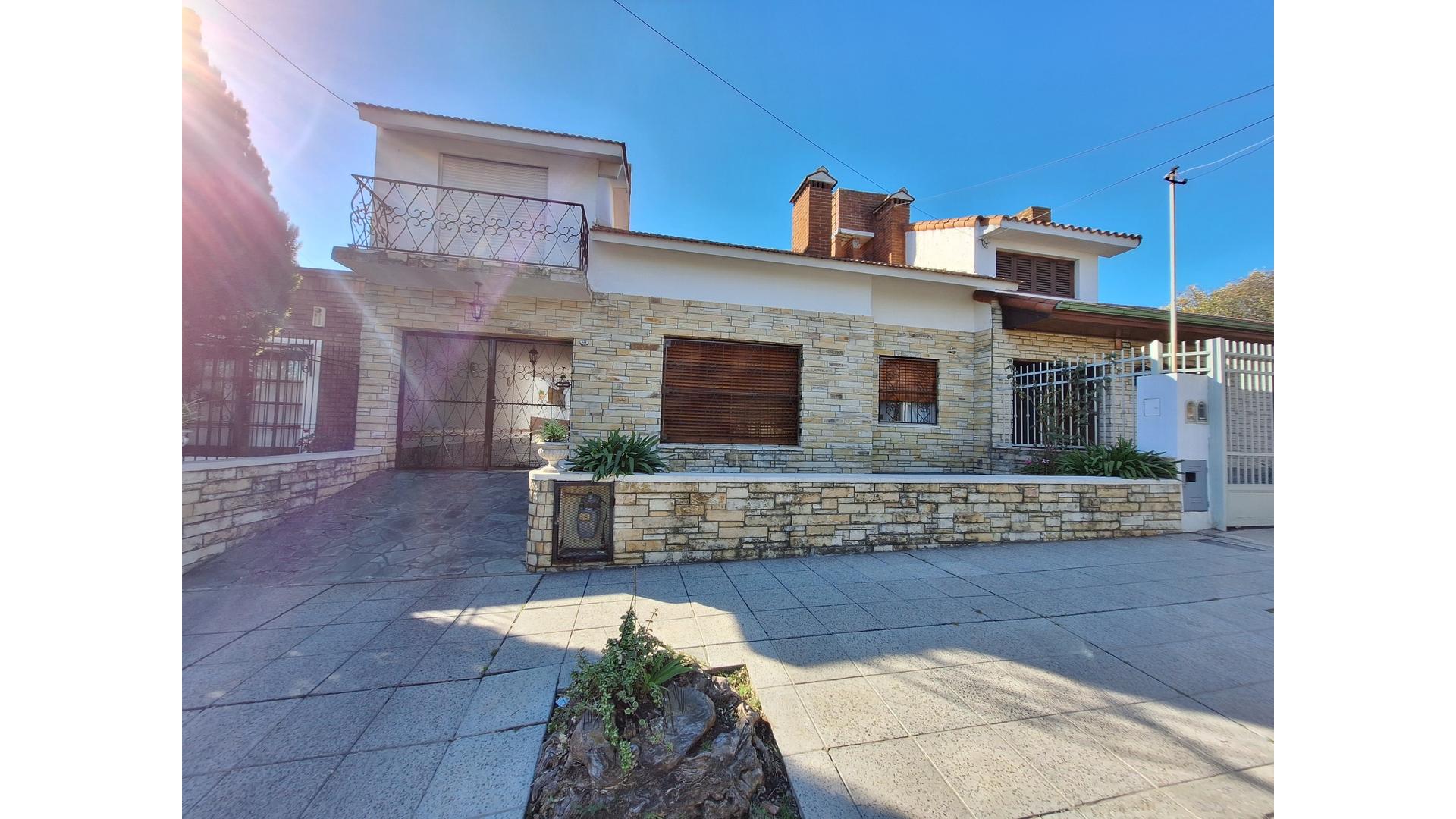 #5402366 | Venta | Casa | Campana (Magallanes Propiedades)