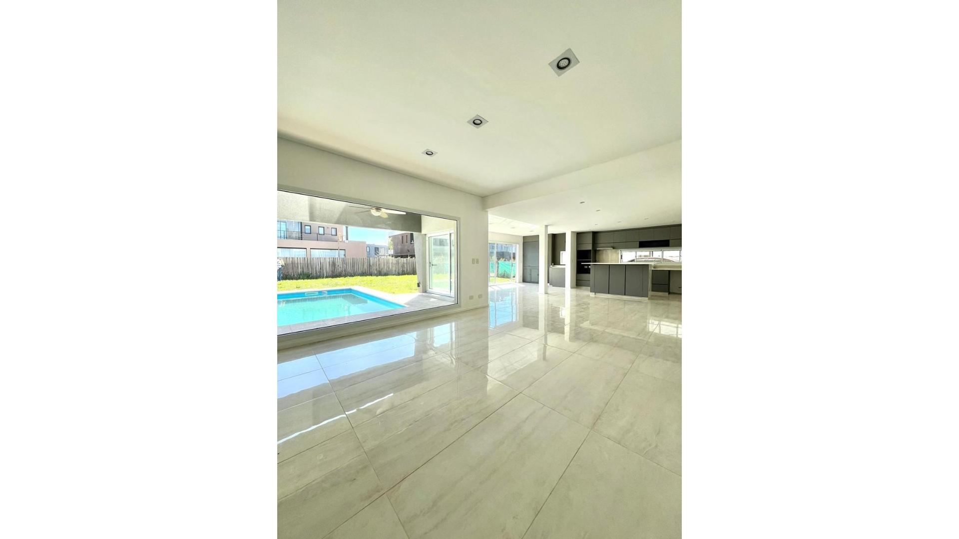 #5402801 | Alquiler | Casa | Pilar (Lopez Brokers)