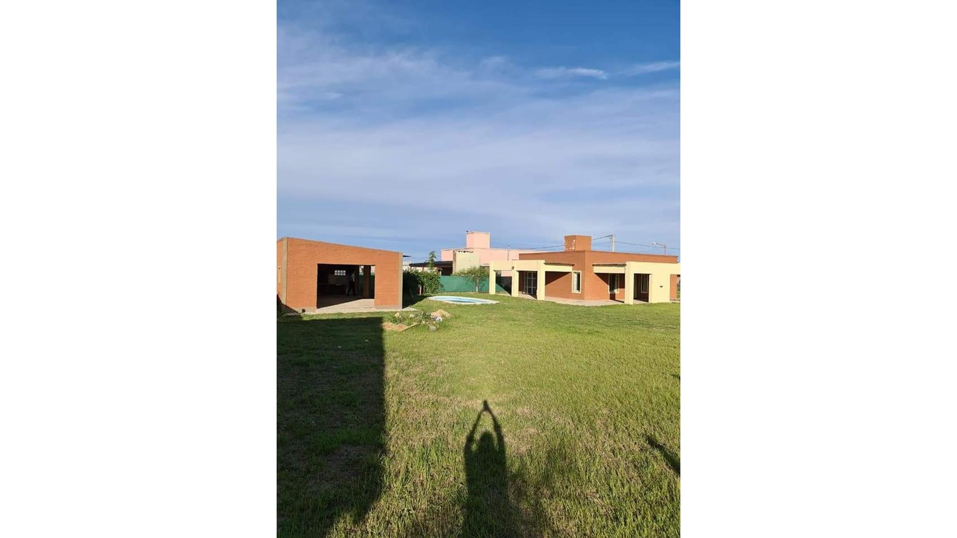 #5403870 | Venta | Casa Quinta | Arroyo Leyes (Alianza Real Estate)