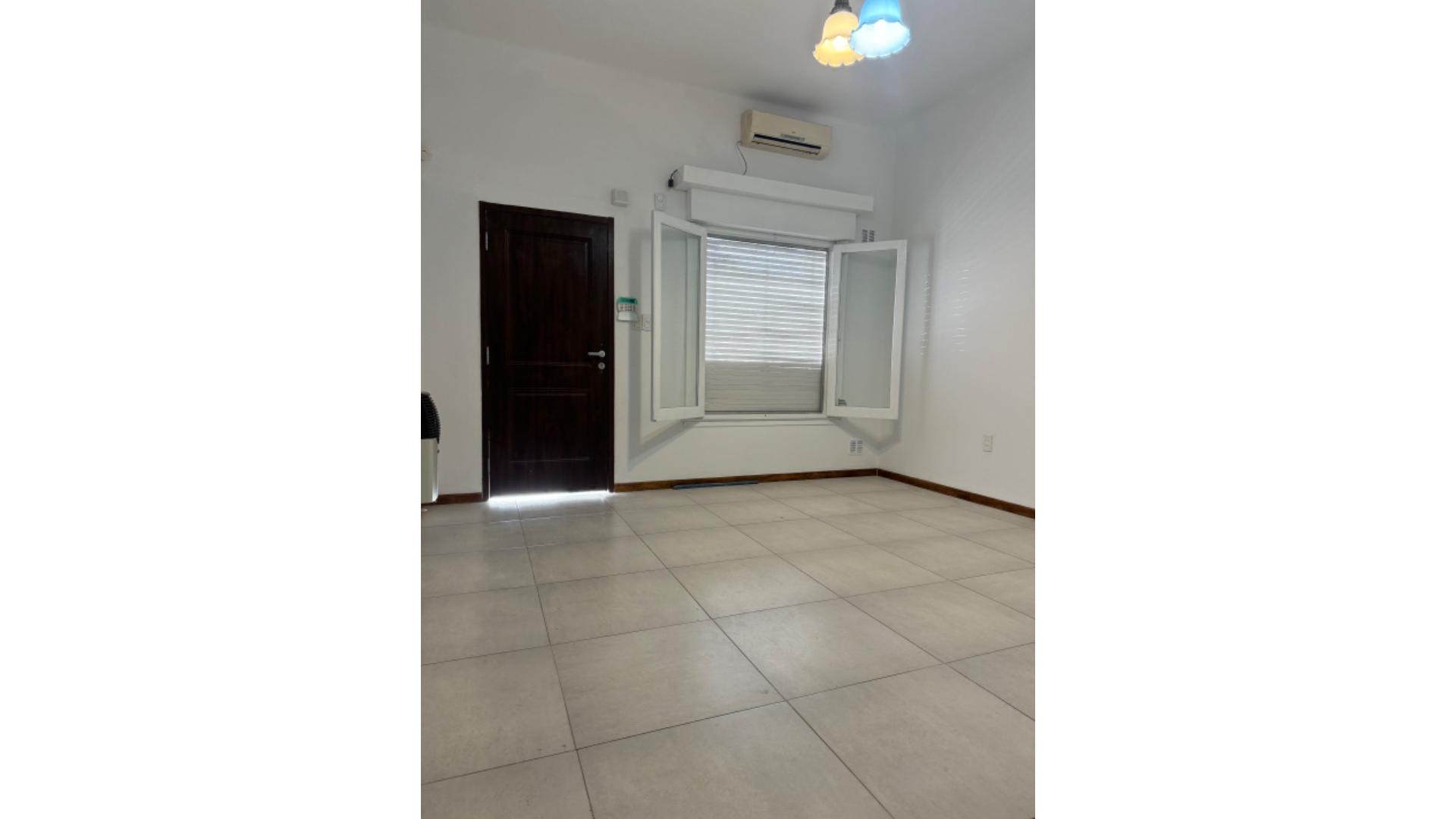 #5403890 | Rental | House | Moron (Etica Propiedades)