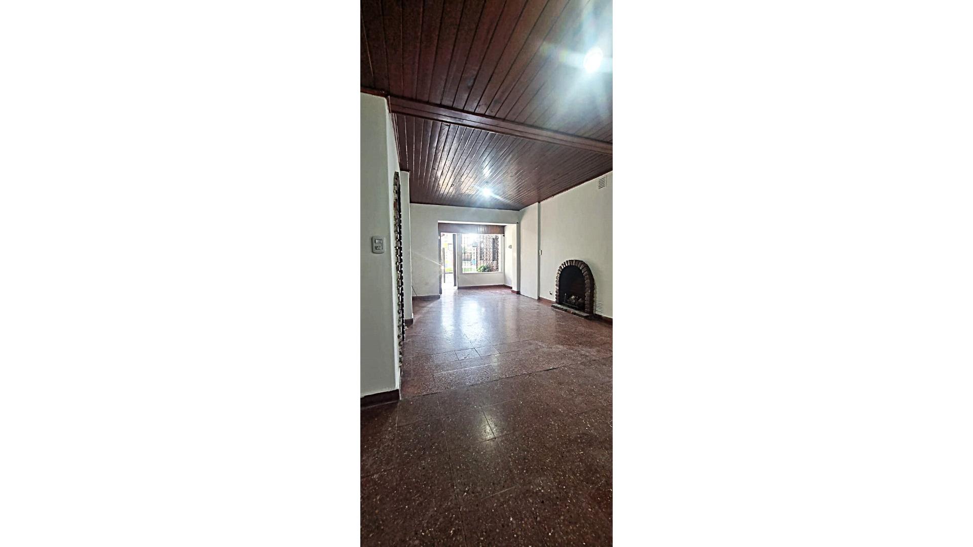 #5402630 | Alquiler | Casa | Merlo (ETELMAN PROPIEDADES)