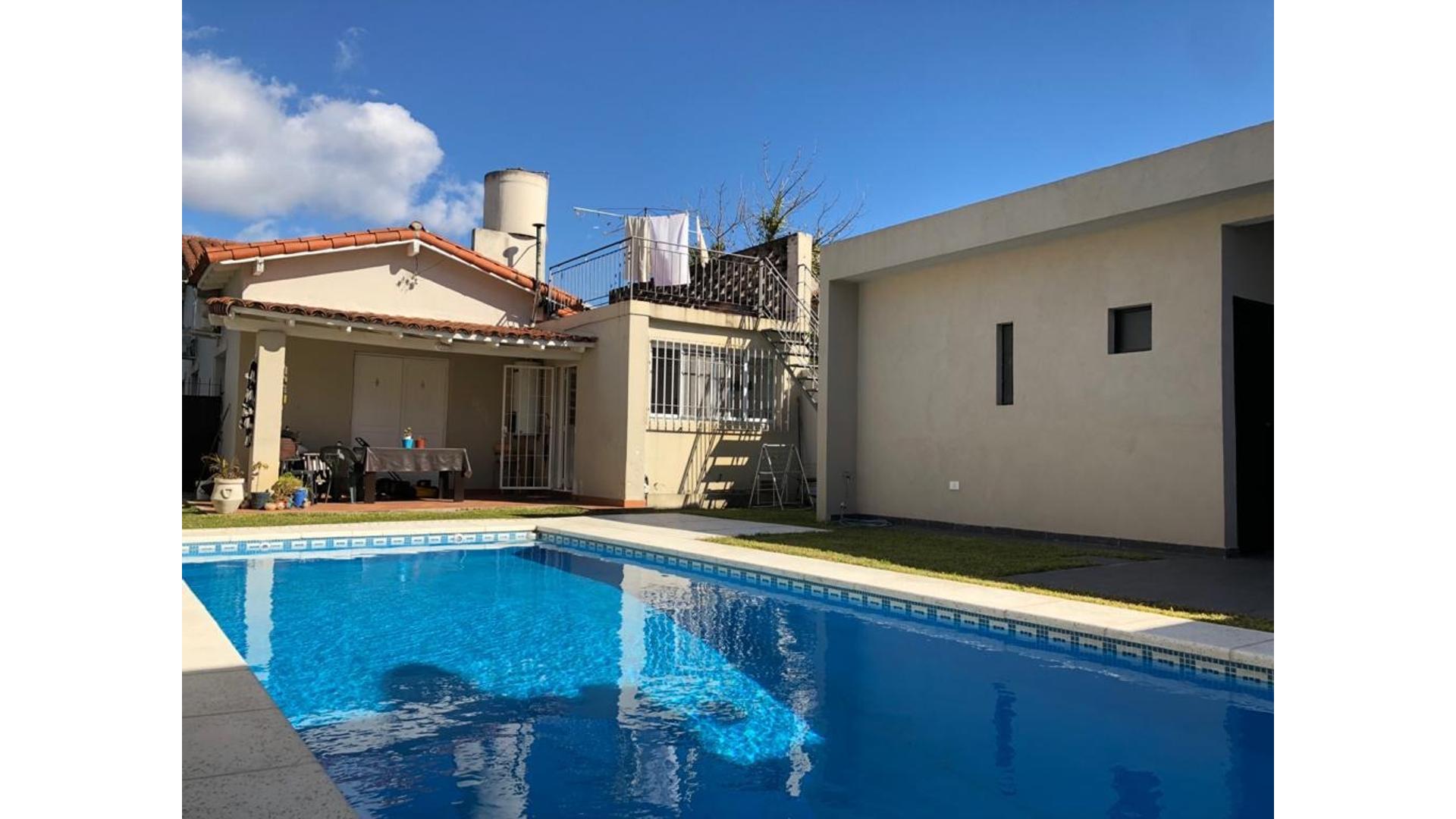 #5410754 | Venta | Casa | Moron (ALVAREZ PROPIEDADES (Sucursal))