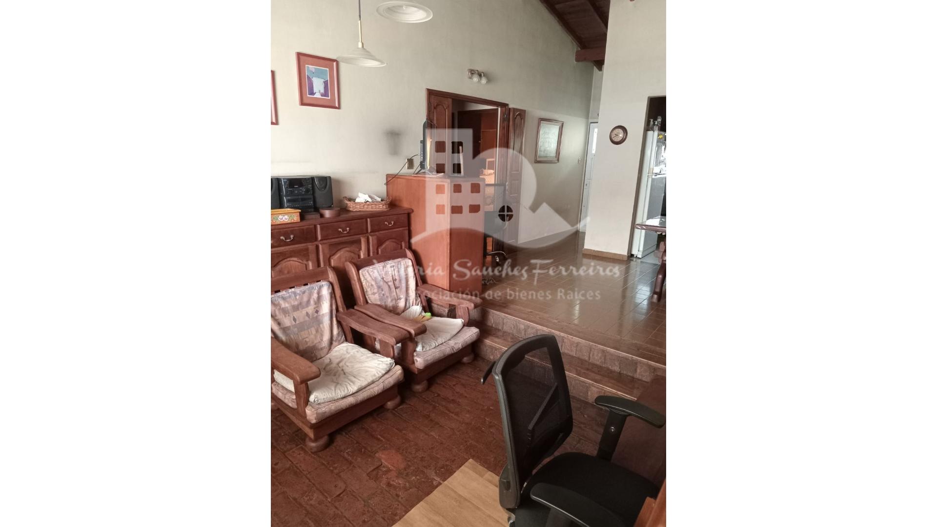 #5410726 | Venta | Casa | Quilmes (VALERIA SANCHEZ FERREIROS)