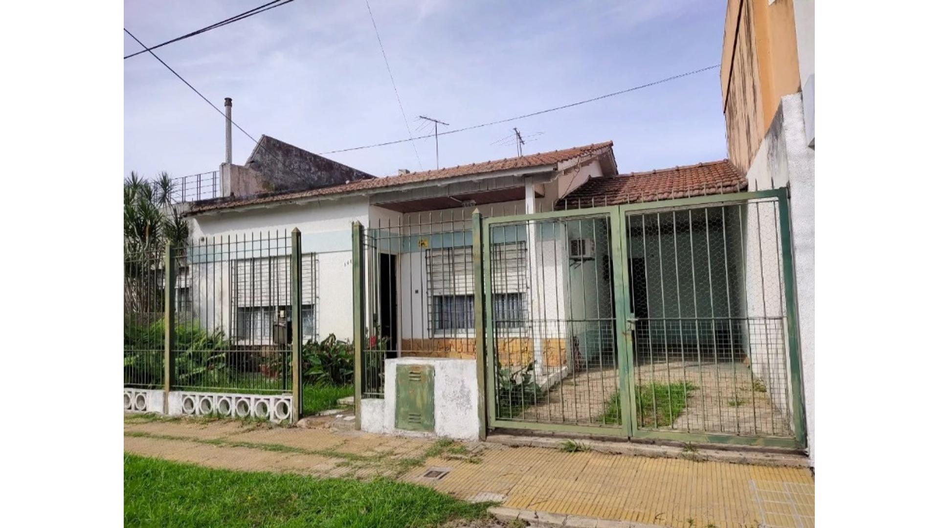 #5416309 | Venta | Casa | Moron (ALVAREZ PROPIEDADES (Sucursal))