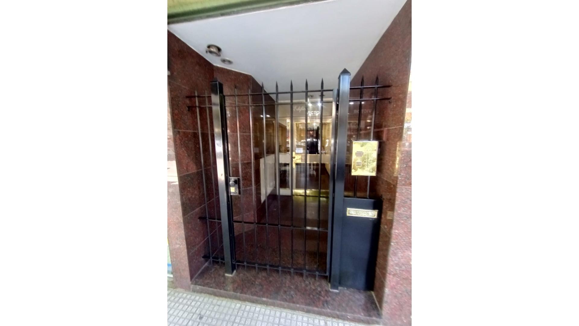 #5425272 | Venta | Departamento | Liniers (Vitale Feola Propiedades)