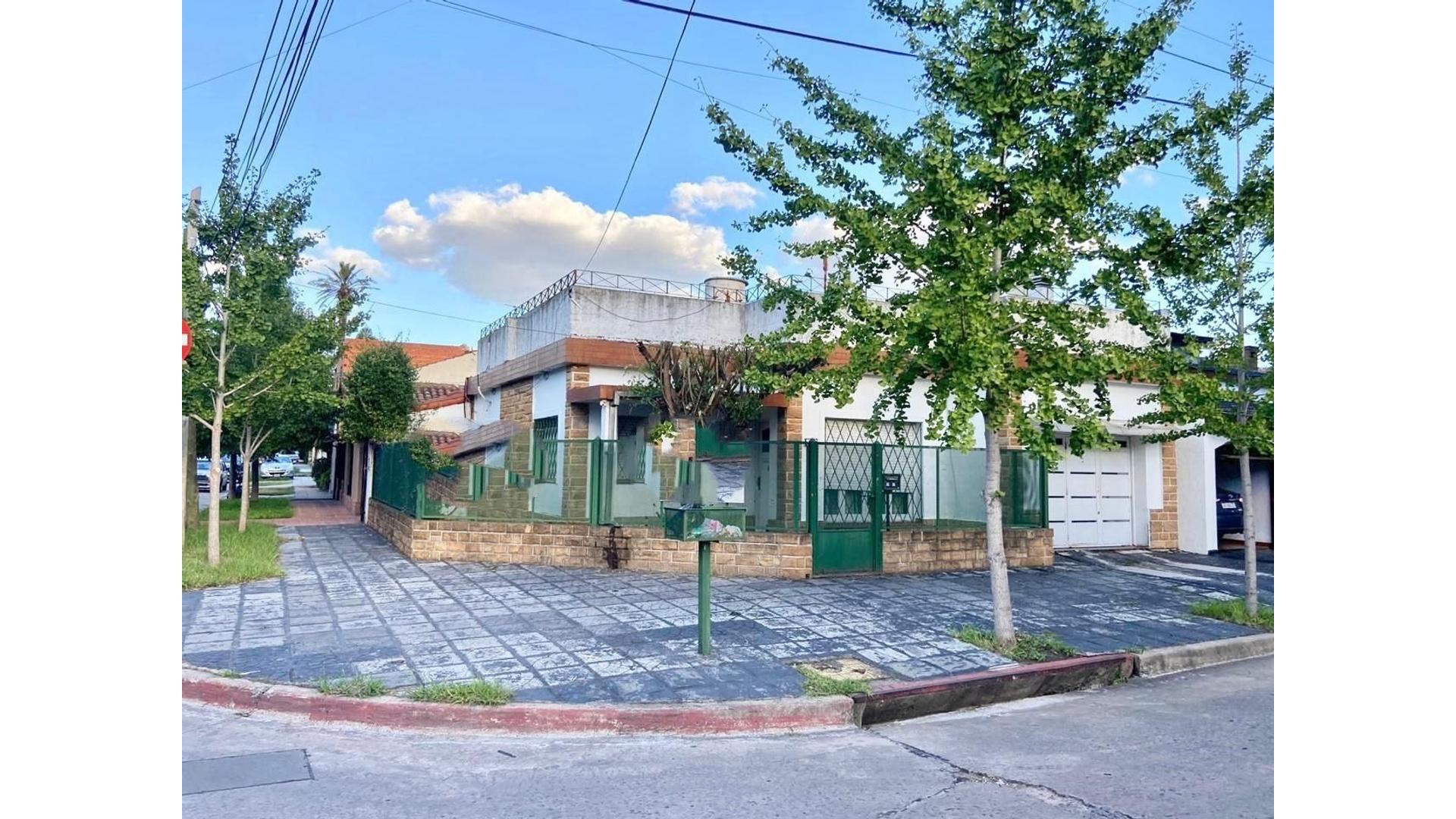 #5429088 | Venta | Casa | Moron (Corigliano Propiedades)