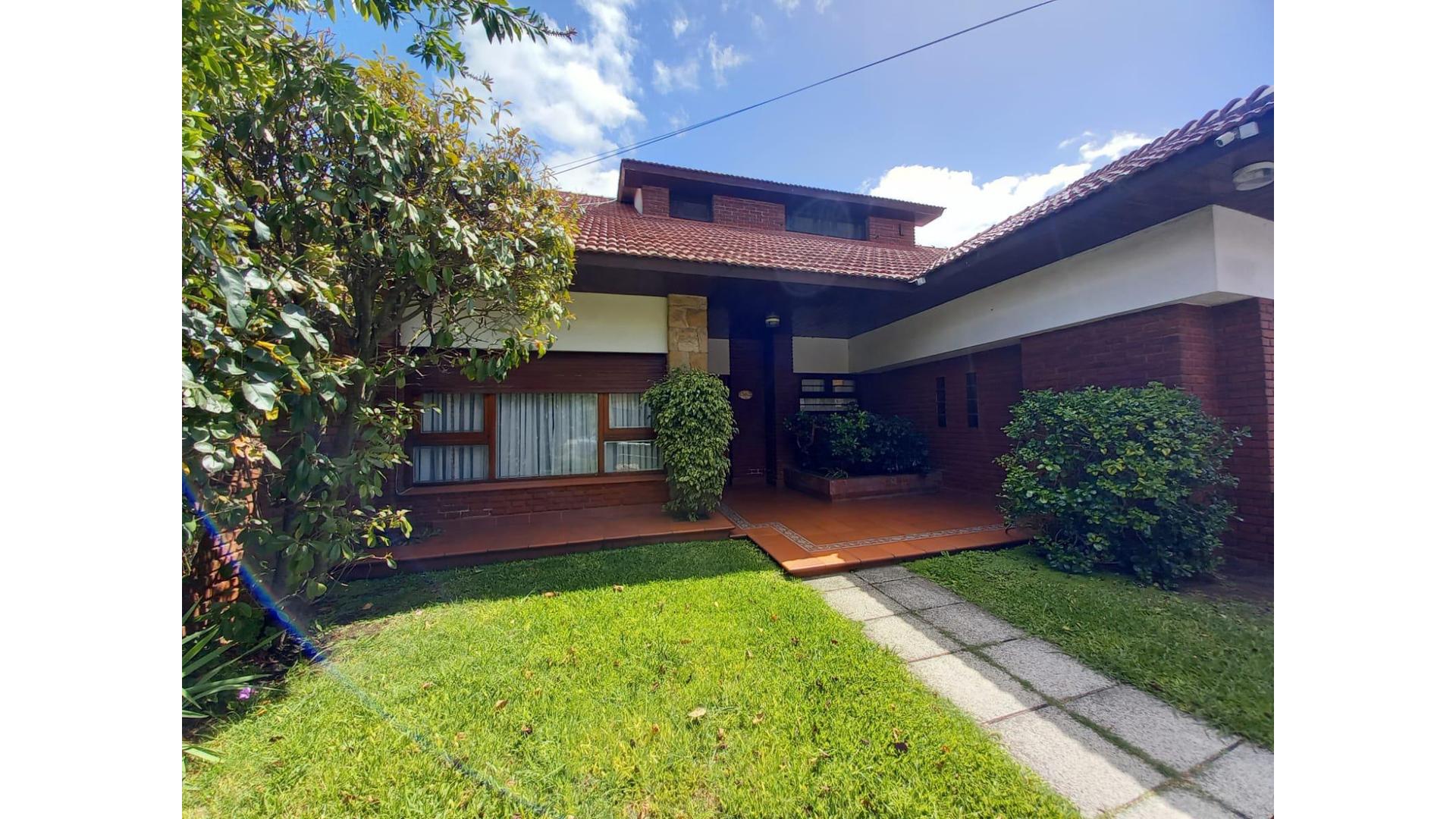 #5430687 | Venta | Casa | Mar Del Plata (Ruger negocios inmobibiliarios)