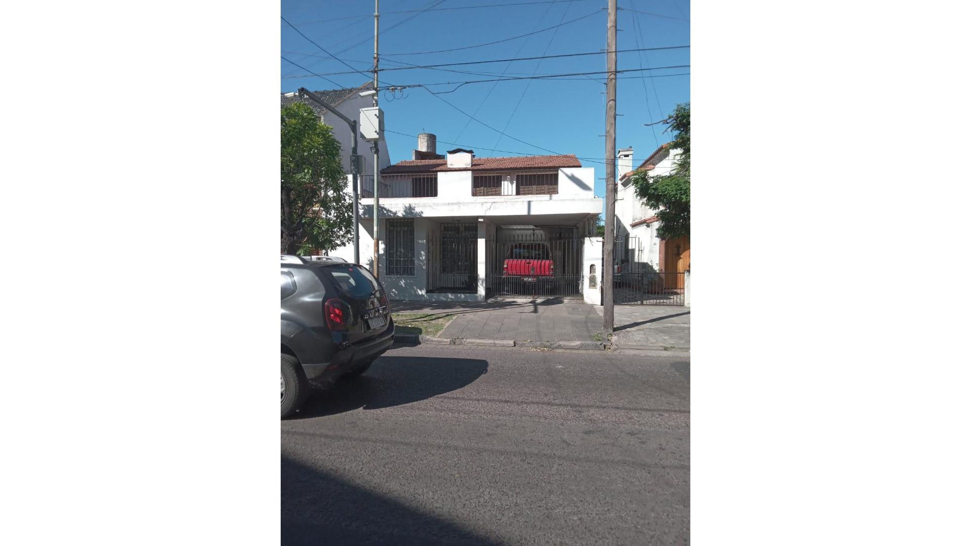 #5432556 | Venta | Casa | Moron (ARCE PROPIEDADES)