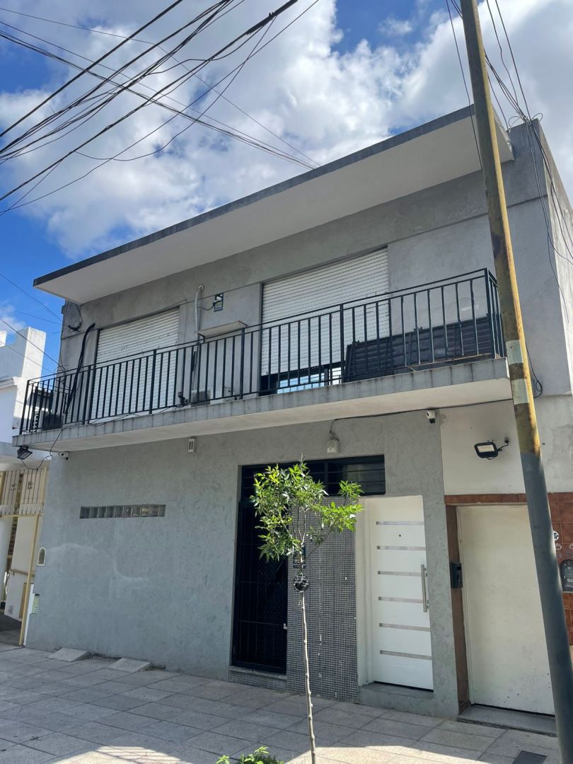 #5465525 | Alquiler | PH | Mataderos (Inmobiliaria Fedele)