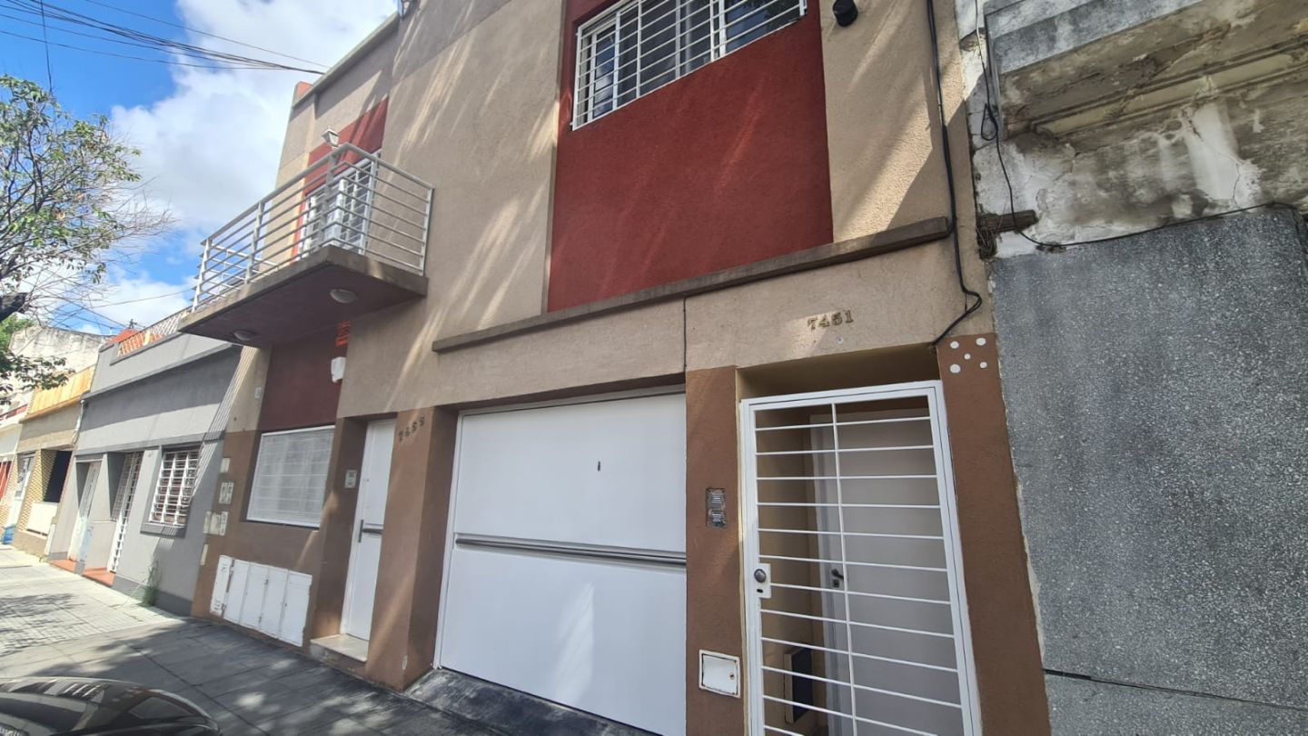 #5204459 | Venta | PH | Liniers (Inmobiliaria Fedele)