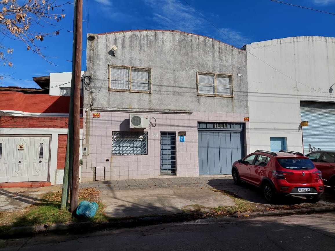 #1987861 | Sale | Warehouse | Lanus Oeste (Gestionar Red Inmobiliaria)