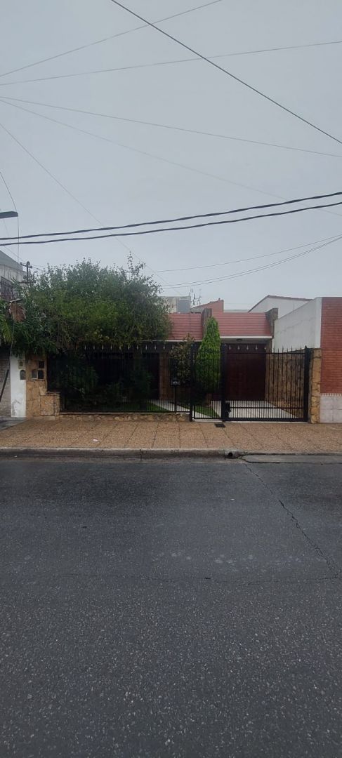 #5354976 | Venta | Casa | Valentin Alsina (Gestionar Red Inmobiliaria)