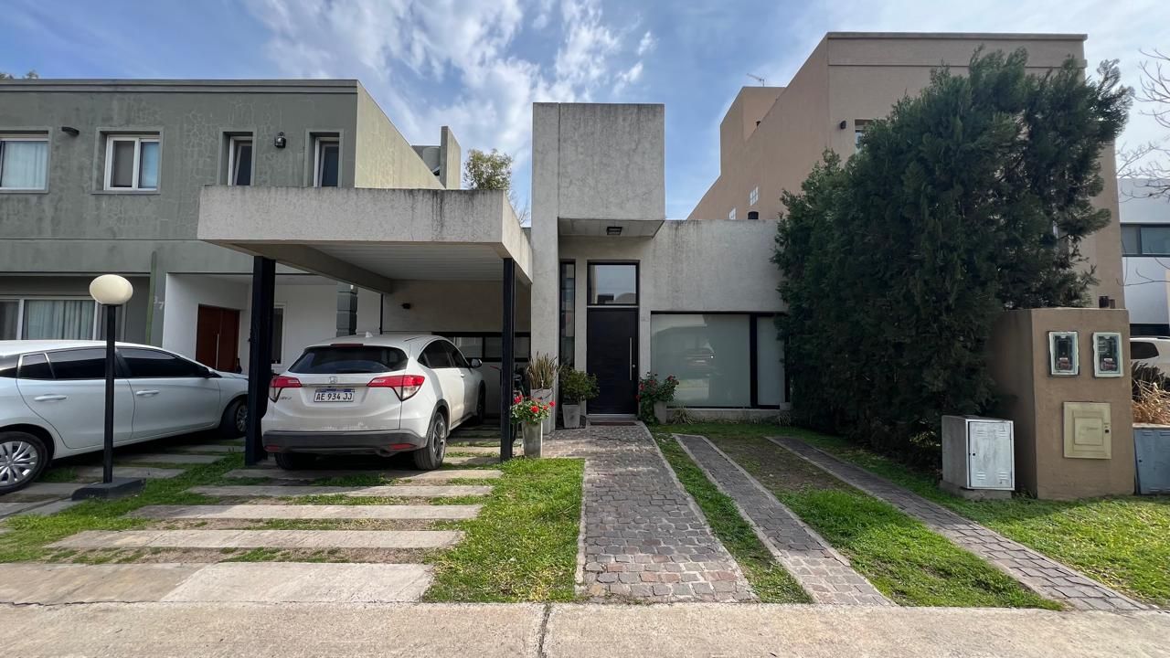 #5378750 | Sale | House | Villa Gobernador Udaondo (Gabriel Paris  Asesor inmobiliario)