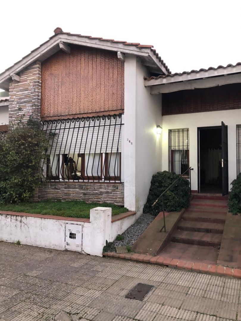 #5347580 | Venta | Casa | Chascomus (Ines Canale Propiedades)