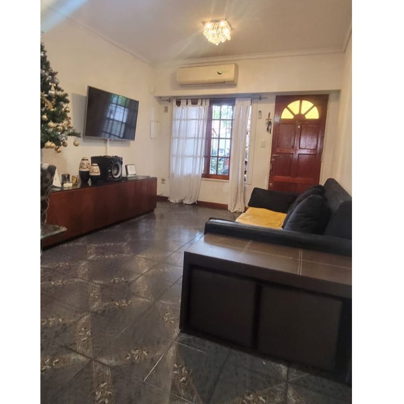 #5492806 | Alquiler | Casa | Chilavert (I.M Villella Negocios Inmobiliarios)