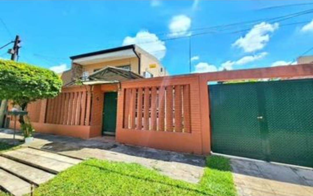 #5371603 | Venta | Casa | Yerba Buena (ISN Inmobiliaria)