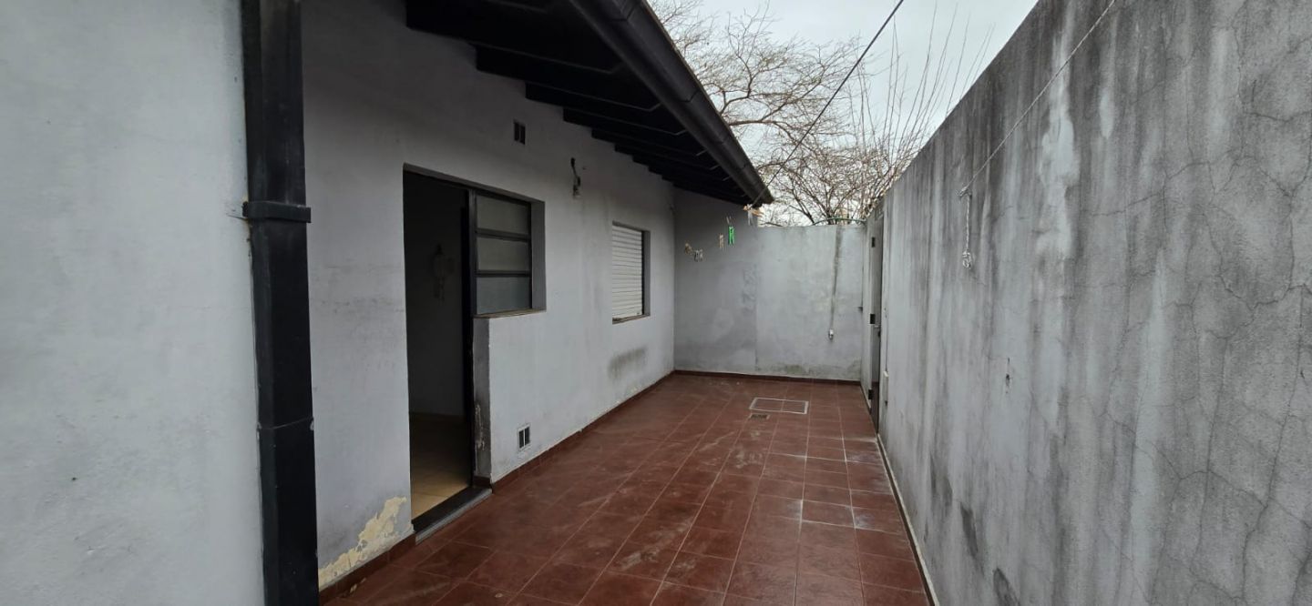 #5364340 | Alquiler | PH | Isidro Casanova (J. A. Perez Negocios Inmobiliarios)