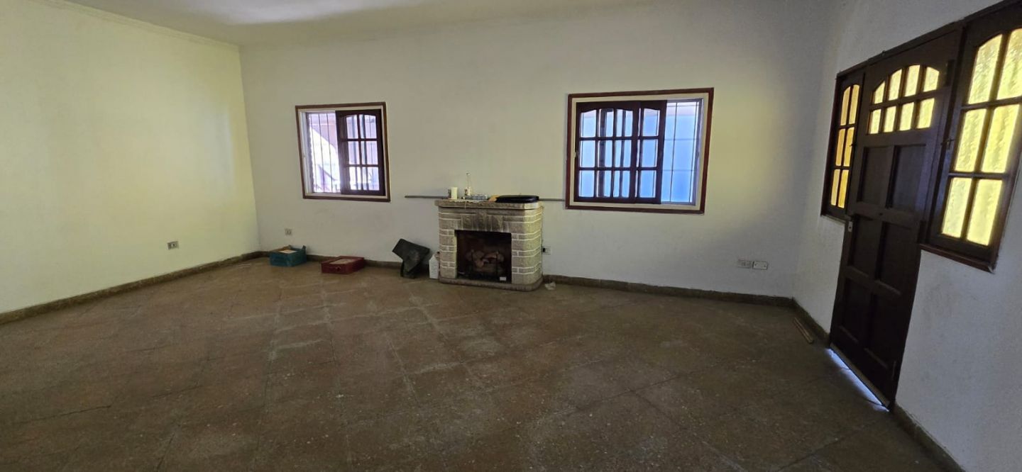 #5402985 | Rental | House | Isidro Casanova (J. A. Perez Negocios Inmobiliarios)