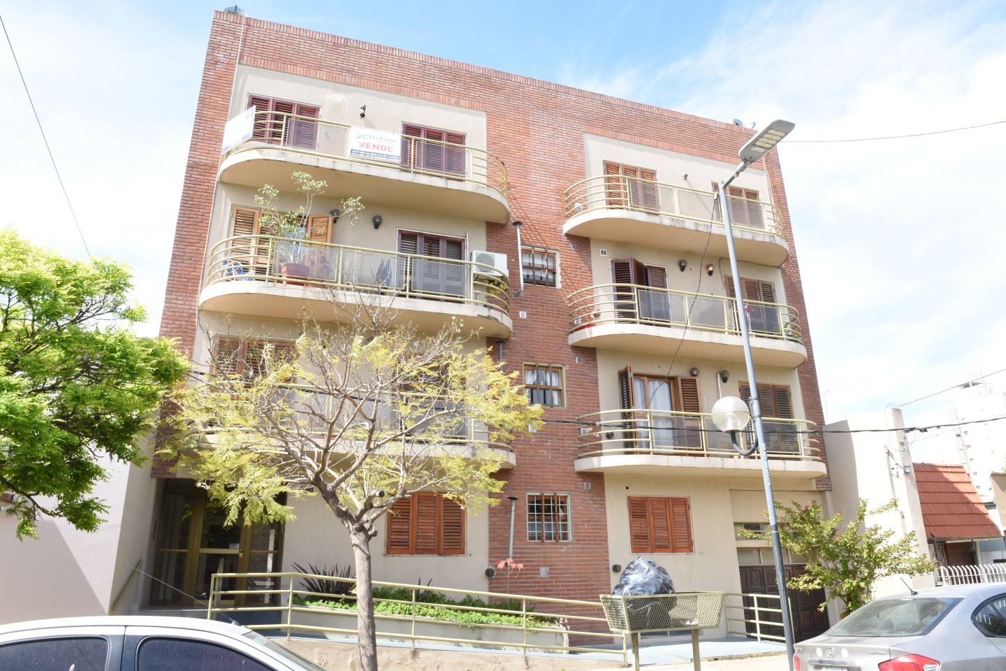 #5387130 | Venta | Cochera | La Plata (Sabella Propiedades)