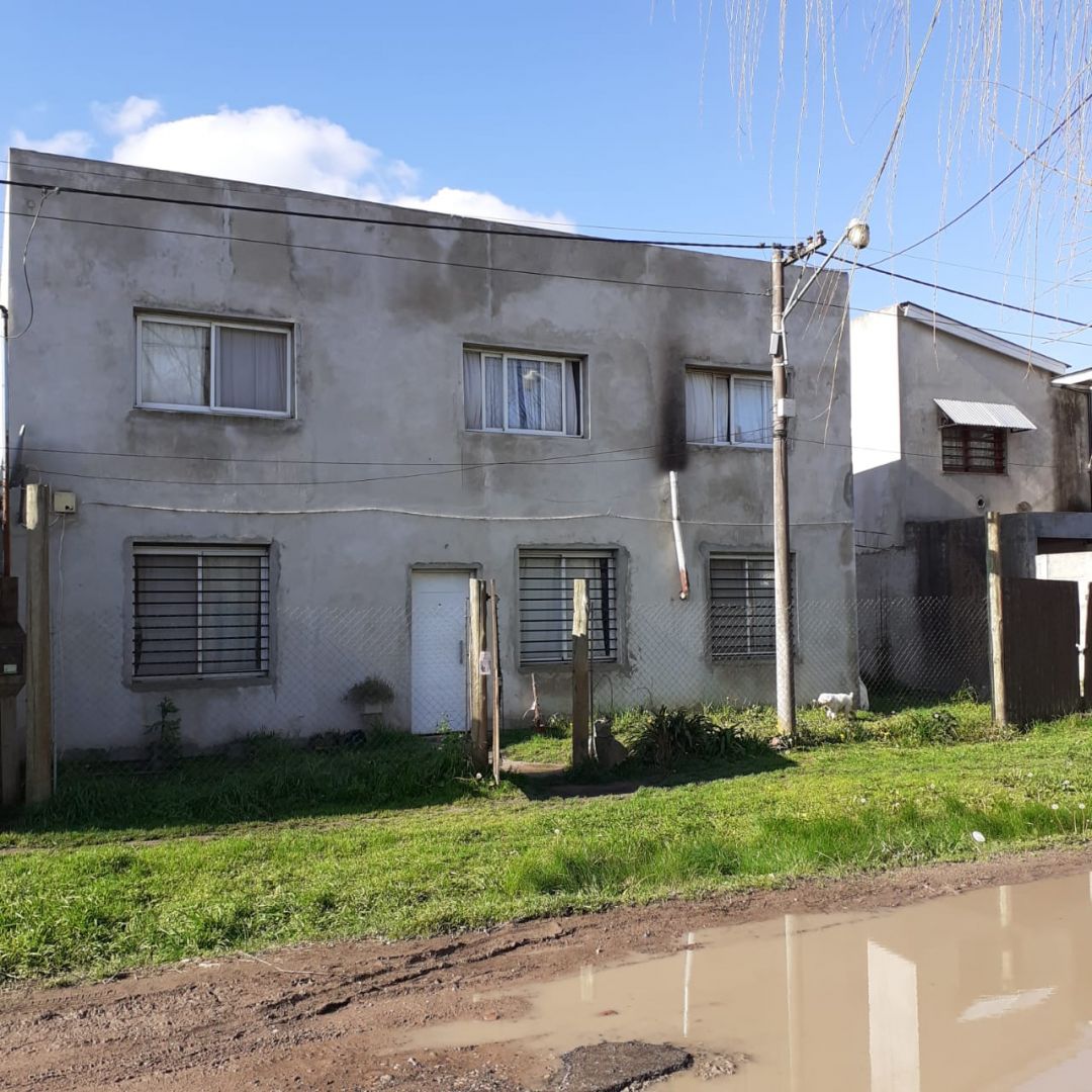 #2219359 | Venta | PH | Villa Elisa (Jorge J. Yacoub Inmobiliaria)