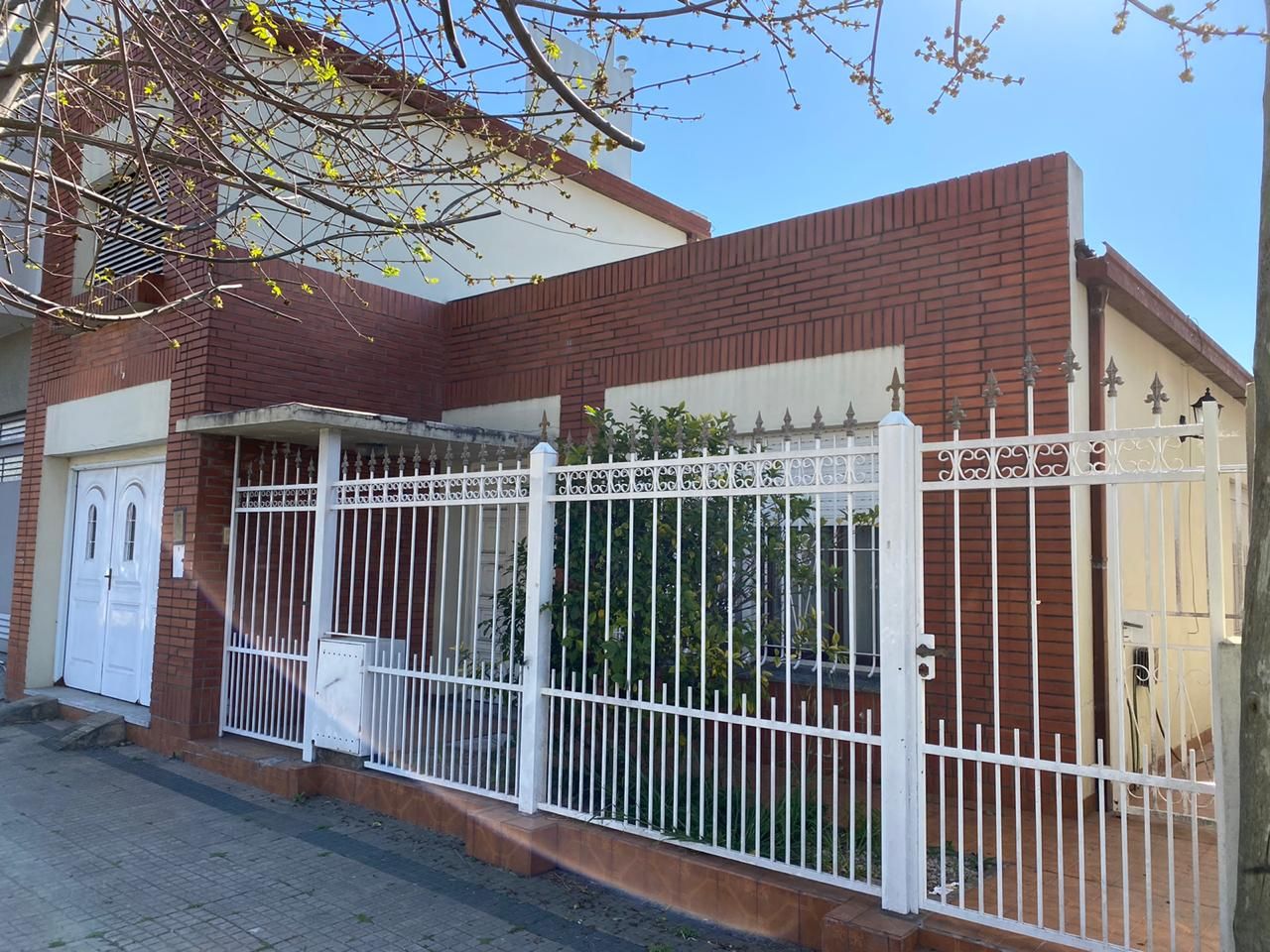 #1681149 | Venta | Casa | La Plata (Jorge J. Yacoub Inmobiliaria)