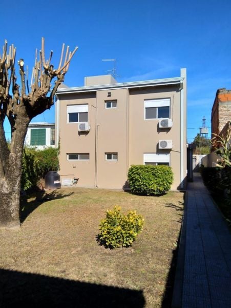 #1434111 | Venta | Casa | La Plata (Jorge J. Yacoub Inmobiliaria)