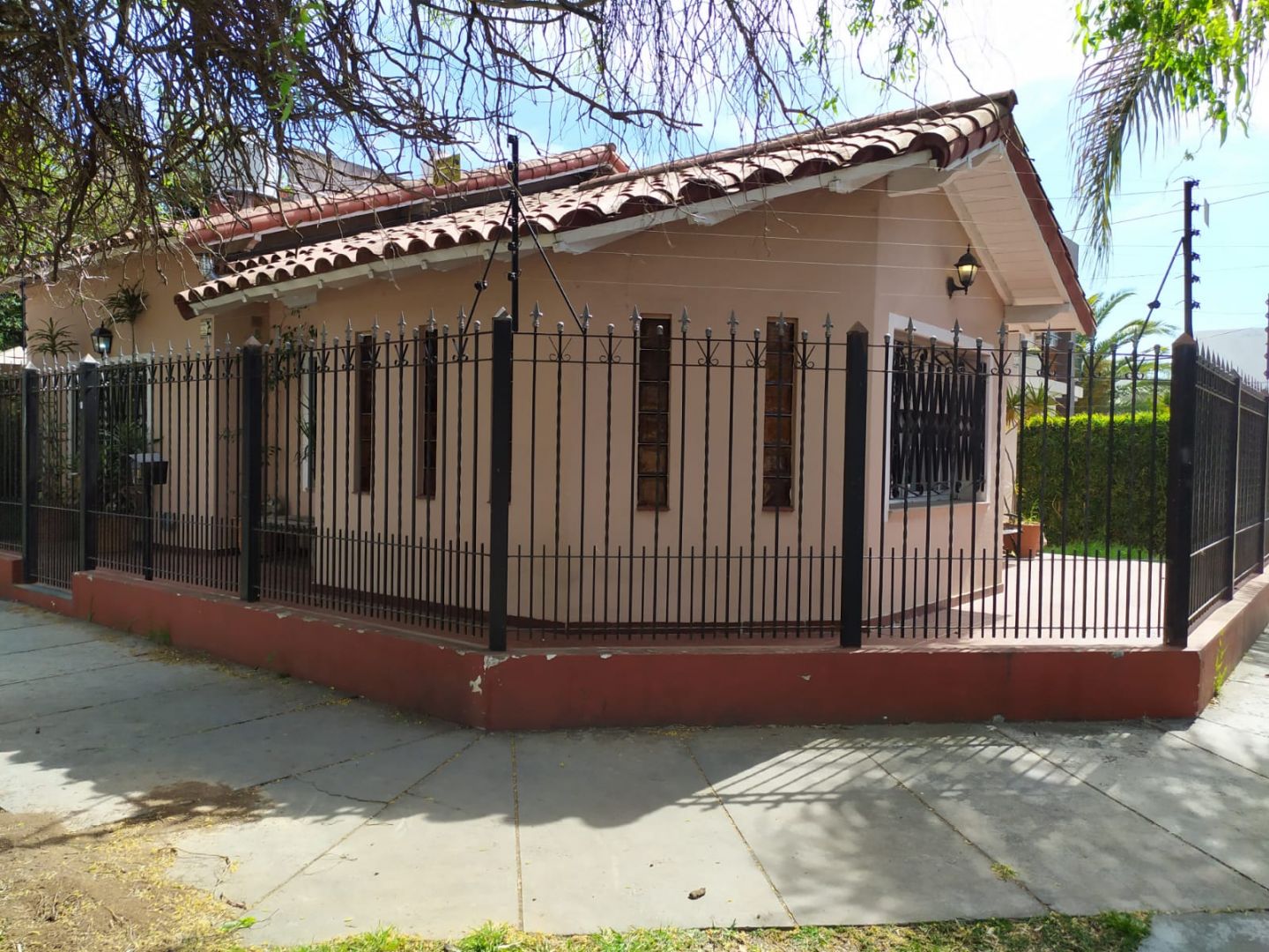 #3219558 | Venta | Casa | Villa Luzuriaga (Konkolyi Propiedades)