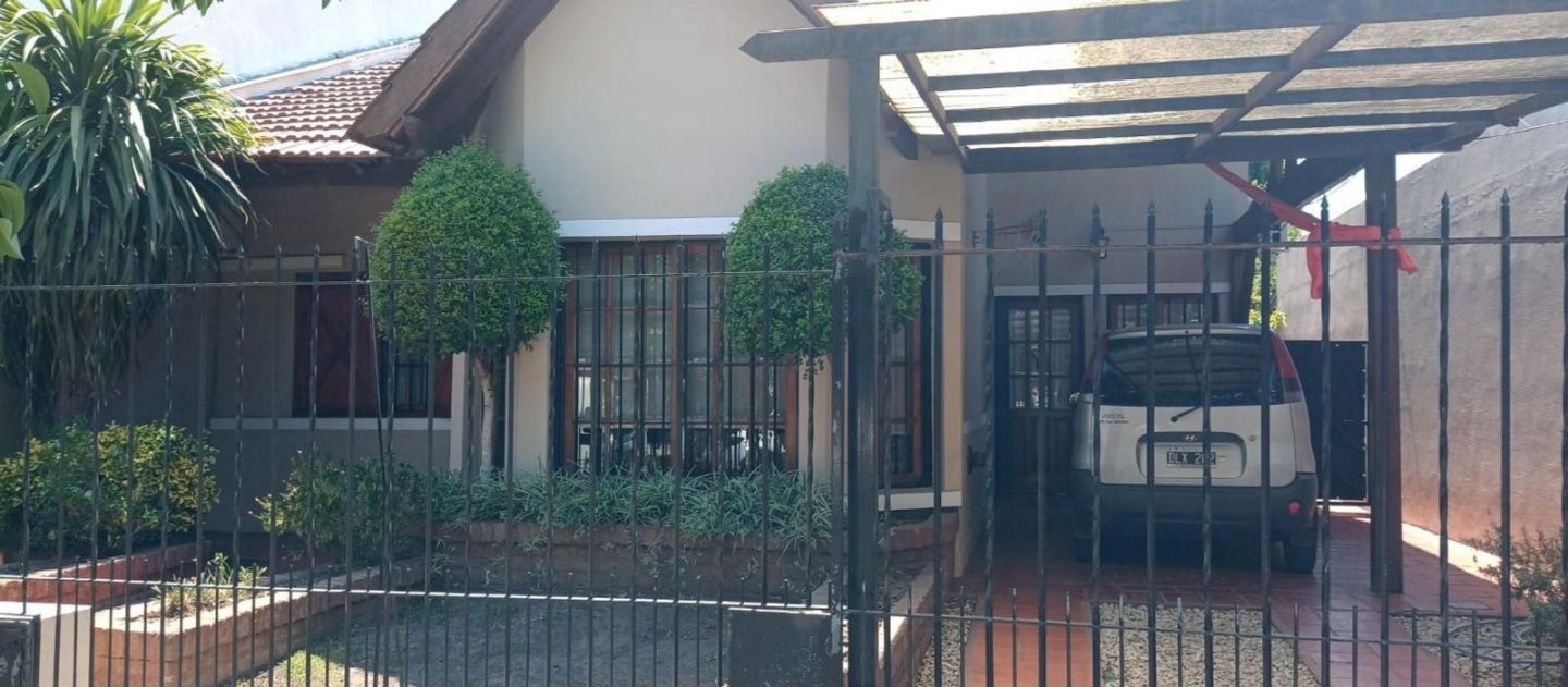 #3712238 | Venta | Casa | Ituzaingó (Konkolyi Propiedades)