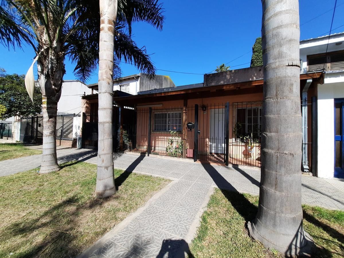 #3764171 | Venta | Casa | Moron (Konkolyi Propiedades)