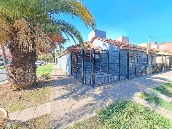 #4393908 | Venta | PH | Villa Luzuriaga (Konkolyi Propiedades)