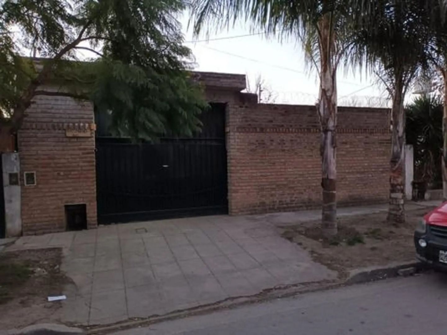 #4734882 | Sale | House | Moreno (Konkolyi Propiedades)