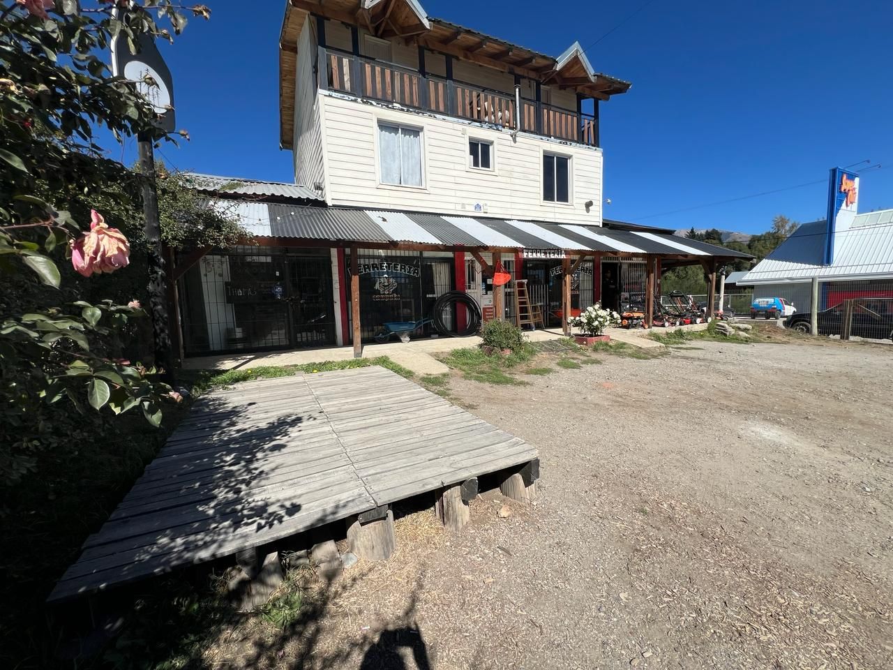 #4358518 | Venta | Local | San Carlos De Bariloche (Los Cerros Propiedades)