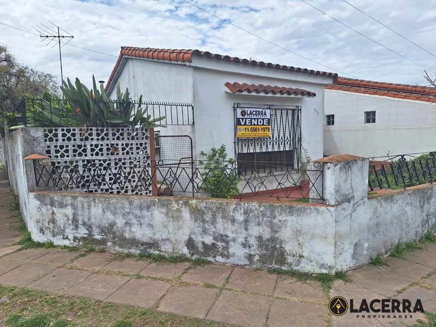 #4887475 | Venta | Casa | Villa Santos Tesei (Lacerra Propiedades)