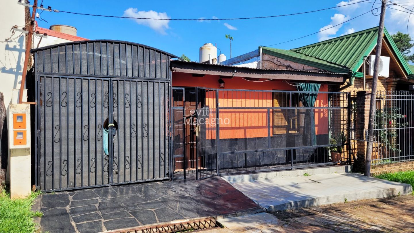 #5201038 | Venta | Casa | Carmen De Areco (Levitt & Macagno Propiedades y Arquitectura)