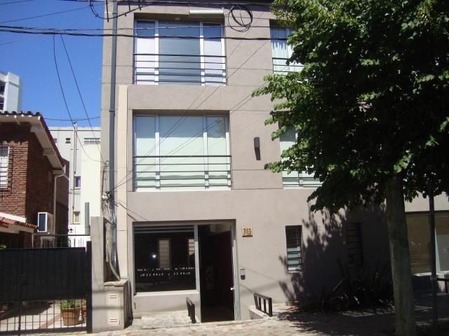 #1095889 | Venta | Local | Acassuso (Marin Inmuebles)