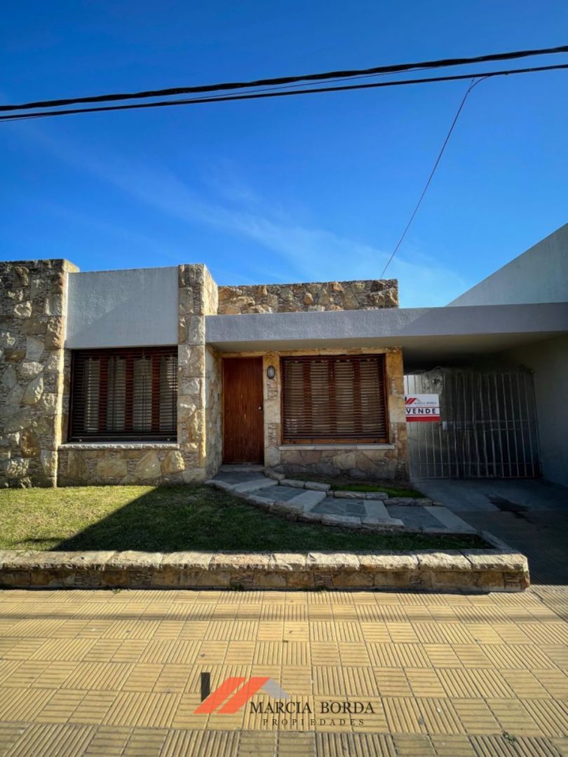 #5370903 | Venta | Casa | General Belgrano (Marcia Borda Propiedades)