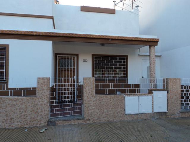 #5502762 | Alquiler | PH | Lomas Del Mirador (Inmobiliaria Maccaroni - Estudio Integral)