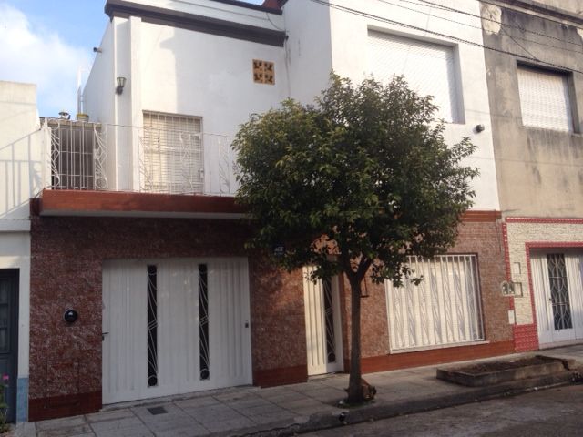 #5351382 | Rental | House | Liniers (Inmobiliaria Maccaroni - Estudio Integral)