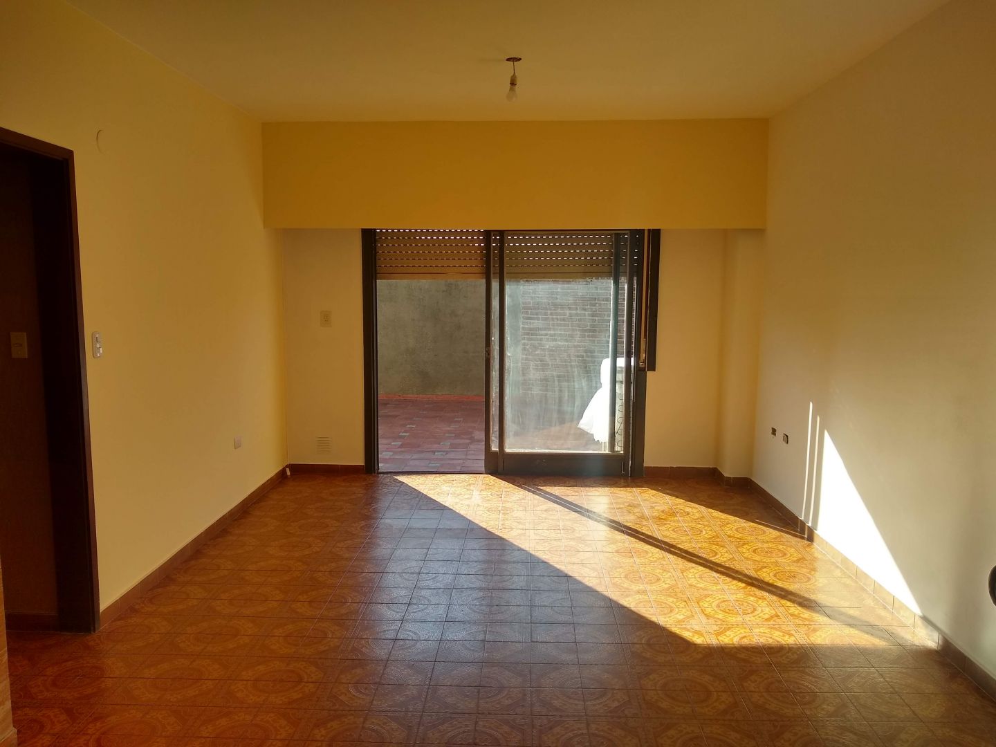 #5372221 | Alquiler | PH | Lomas Del Mirador (Inmobiliaria Maccaroni - Estudio Integral)