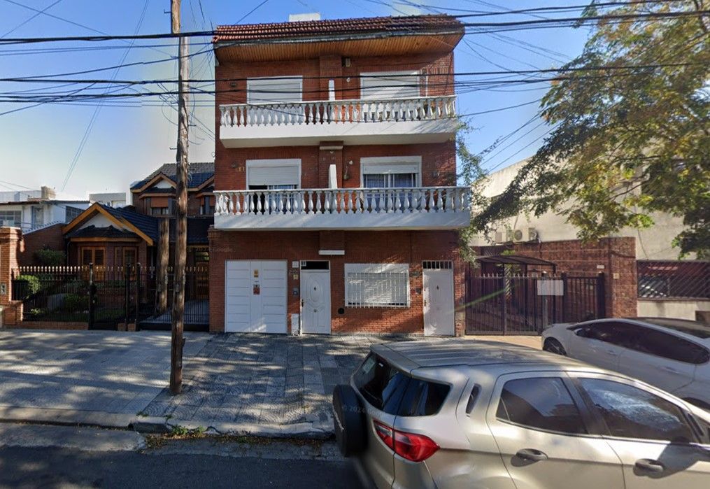 #5491776 | Alquiler | PH | Liniers (Inmobiliaria Maccaroni - Estudio Integral)