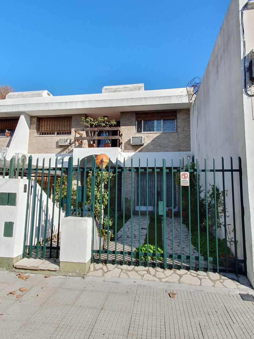 #4472118 | Venta | Casa | Villa del Parque (O. MORSELLI E HIJOS)