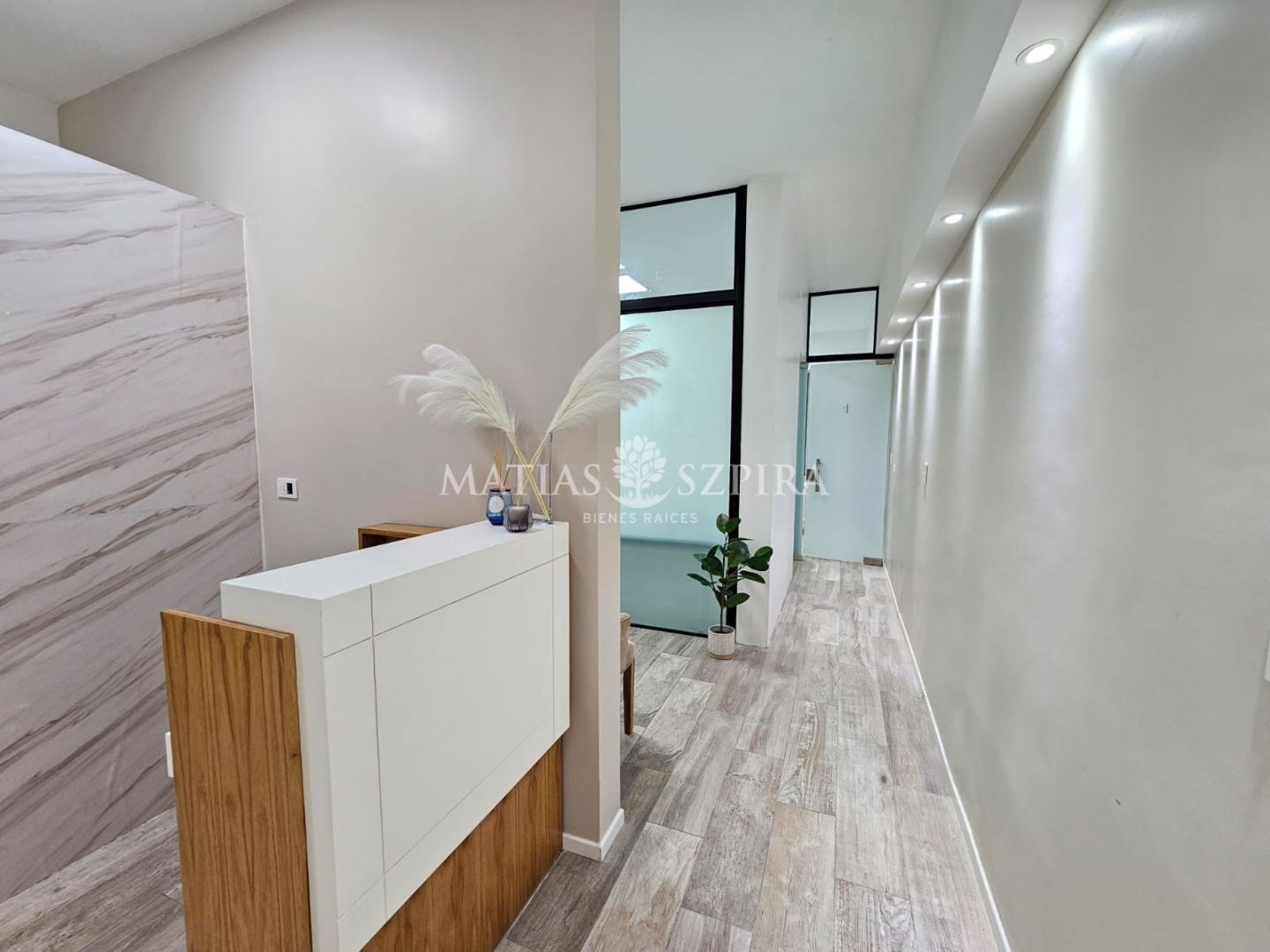 #5436499 | Alquiler | Oficina | Barrio Parque Leloir (Matias Szpira Bienes Raices)