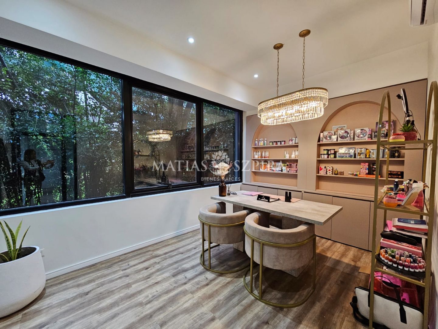 #5438432 | Alquiler | Oficina | Barrio Parque Leloir (Matias Szpira Bienes Raices)