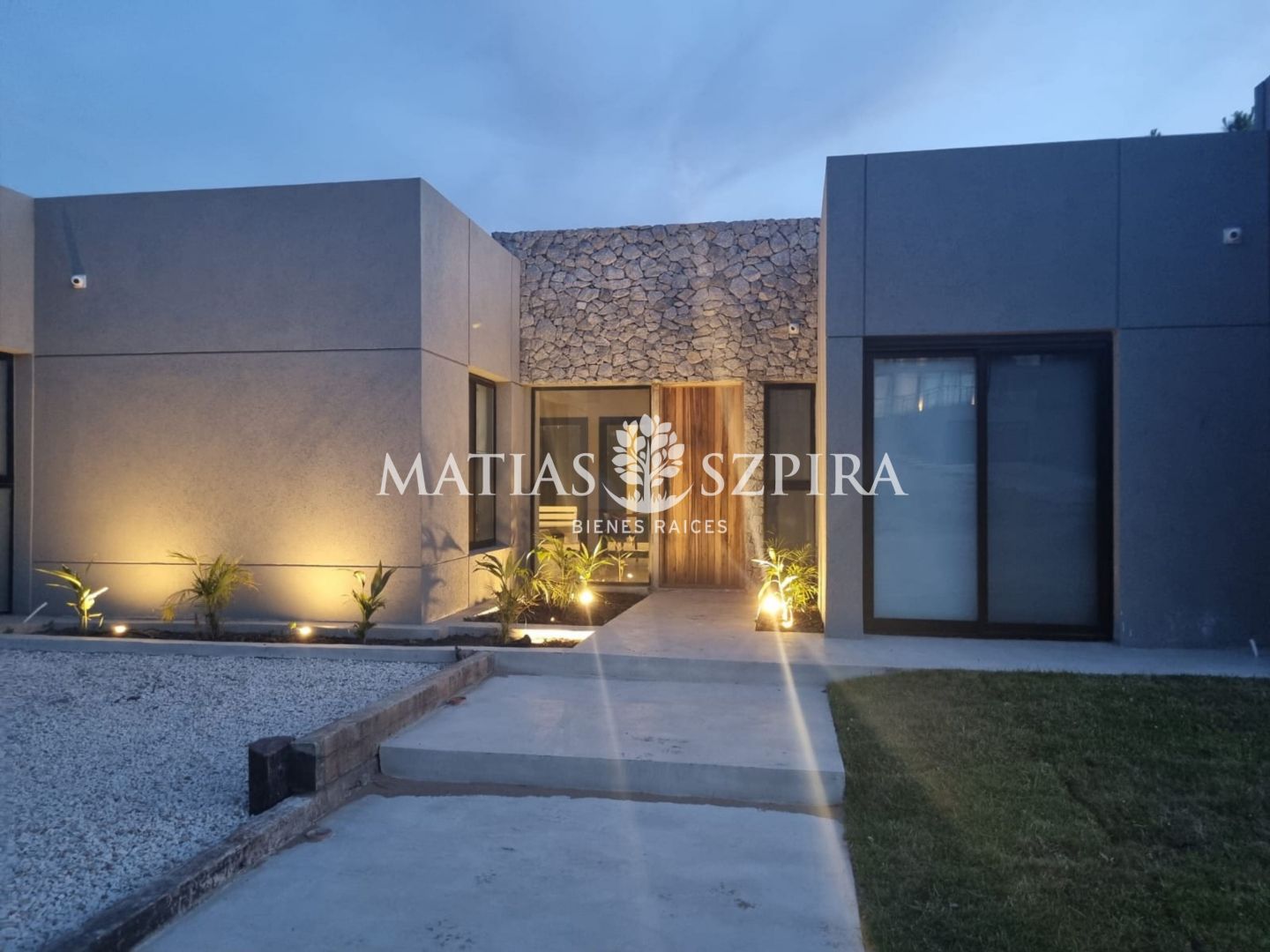 #4887553 | Temporary Rental | House | Costa Esmeralda (Matias Szpira Bienes Raices)