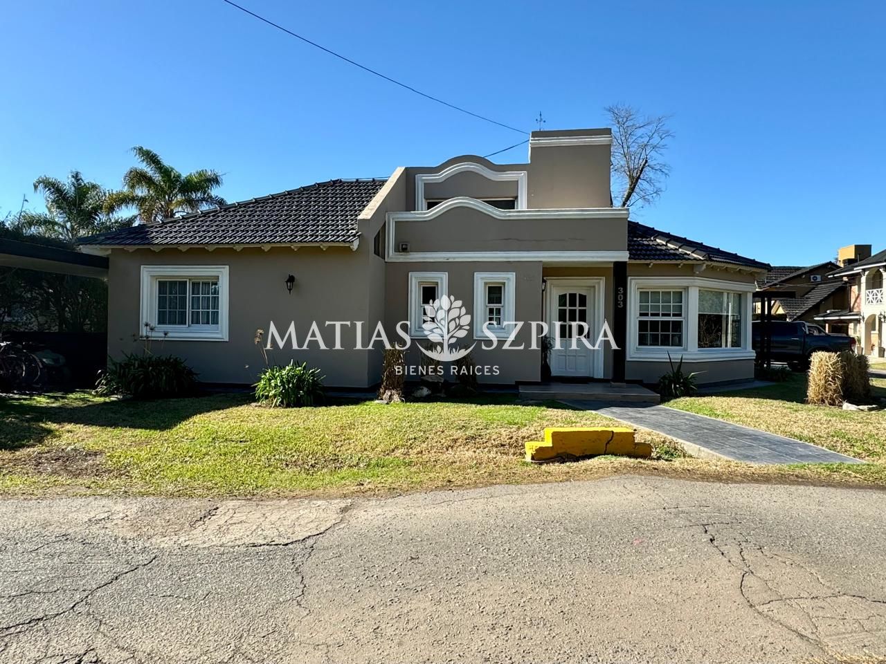 #5362167 | Venta | Casa | Las Lajas Country Club (Matias Szpira Bienes Raices)