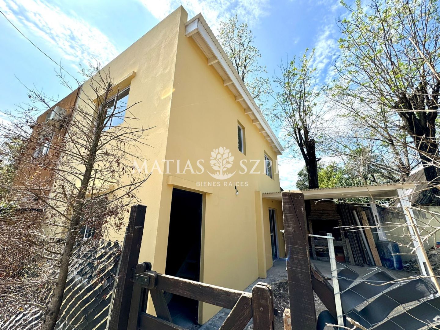 #5389561 | Venta | Casa | La Reja (Matias Szpira Bienes Raices)