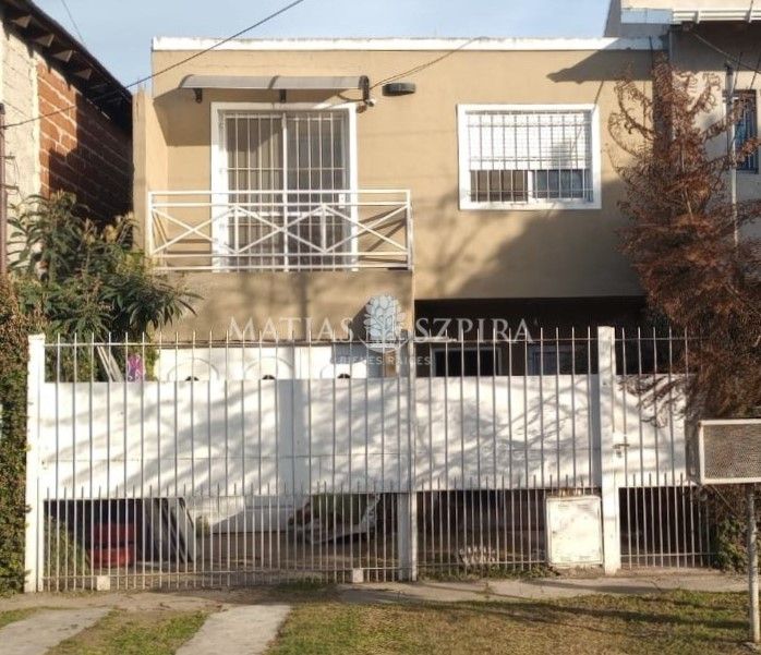 #5352966 | Alquiler | Casa | Barrio Parque Leloir (Matias Szpira Bienes Raices)