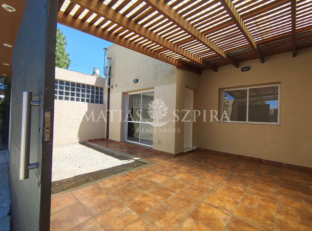 #5497892 | Alquiler | PH | Castelar (Matias Szpira Bienes Raices)