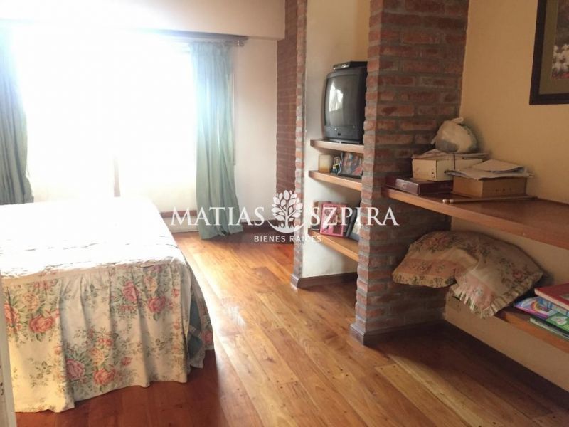 #1807123 | Venta | Casa | Castelar (Matias Szpira Bienes Raices)