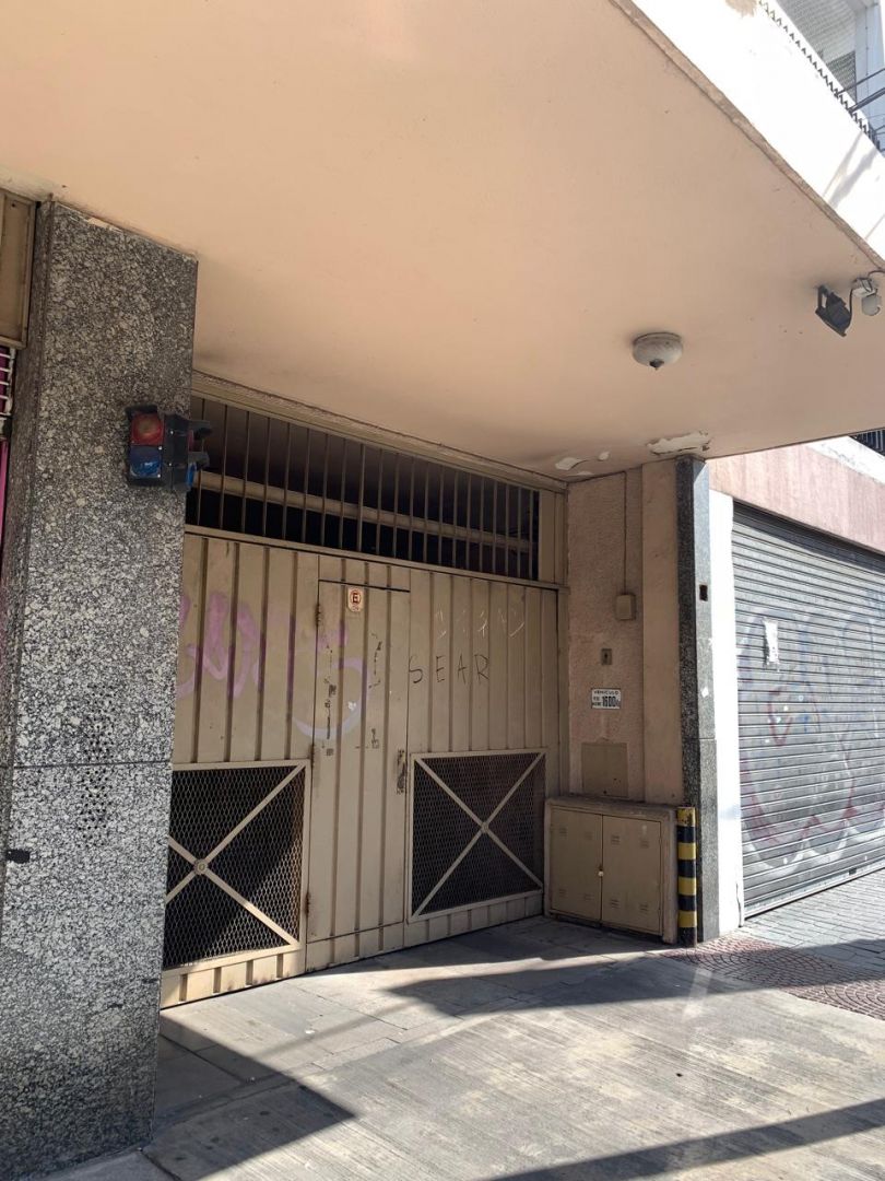 #5387813 | Sale | Garage | Lomas De Zamora (Merchan & Gluck Negocios Inmobiliarios)